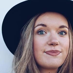 Meet your Posher, Maddie